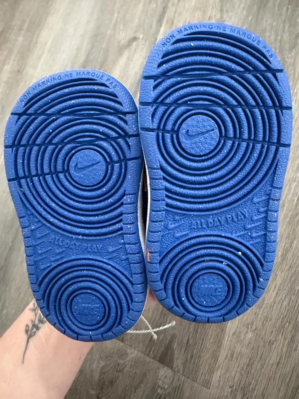 Nike Toddler Black and Blue Hook-and-Loop Sneakers
